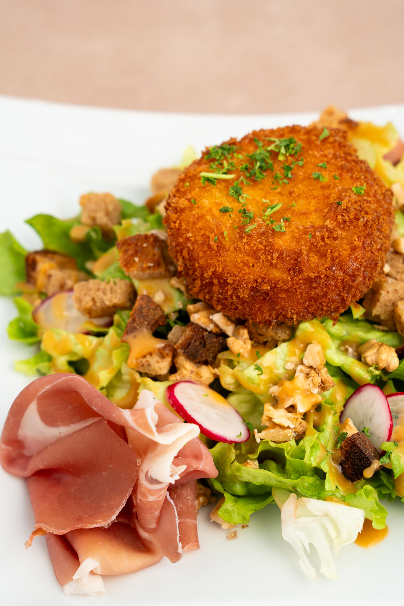 Restaurant L'Auberge de la Forge - Saint-Genix-les-VIllages Avant-Pays savoyard - 73520 - Savoie- Salades -Photo UnOeilEnCuisine Restaurant L'Auberge de la Forge - Saint-Genix-les-VIllages Avant-Pays savoyard - 73520 - Savoie- Salades -Photo UnOeilEnCuisine